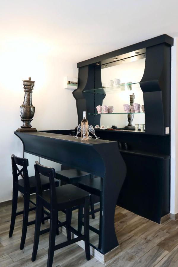 La Bravade Luxe Et Serenite Au Coeur De Saint-Tropez Suites Spacieuses Avec Jardin Enchanteur ภายนอก รูปภาพ