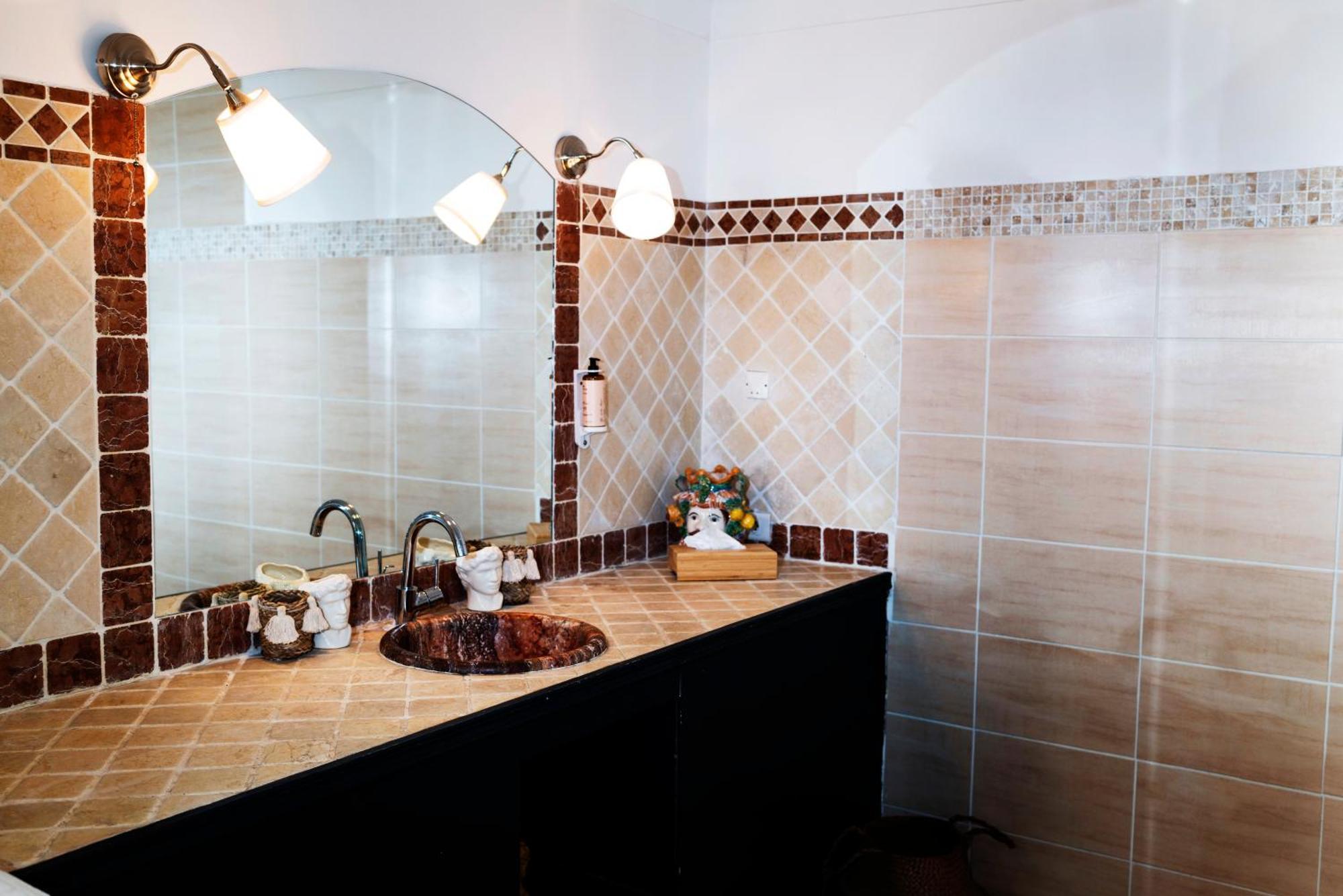 La Bravade Luxe Et Serenite Au Coeur De Saint-Tropez Suites Spacieuses Avec Jardin Enchanteur ภายนอก รูปภาพ