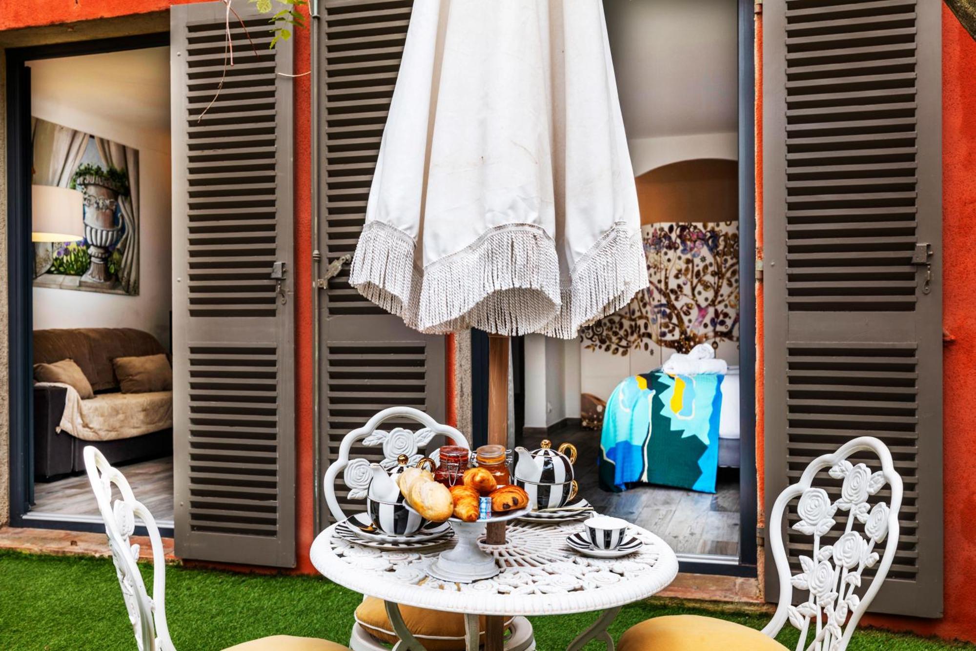 La Bravade Luxe Et Serenite Au Coeur De Saint-Tropez Suites Spacieuses Avec Jardin Enchanteur ภายนอก รูปภาพ