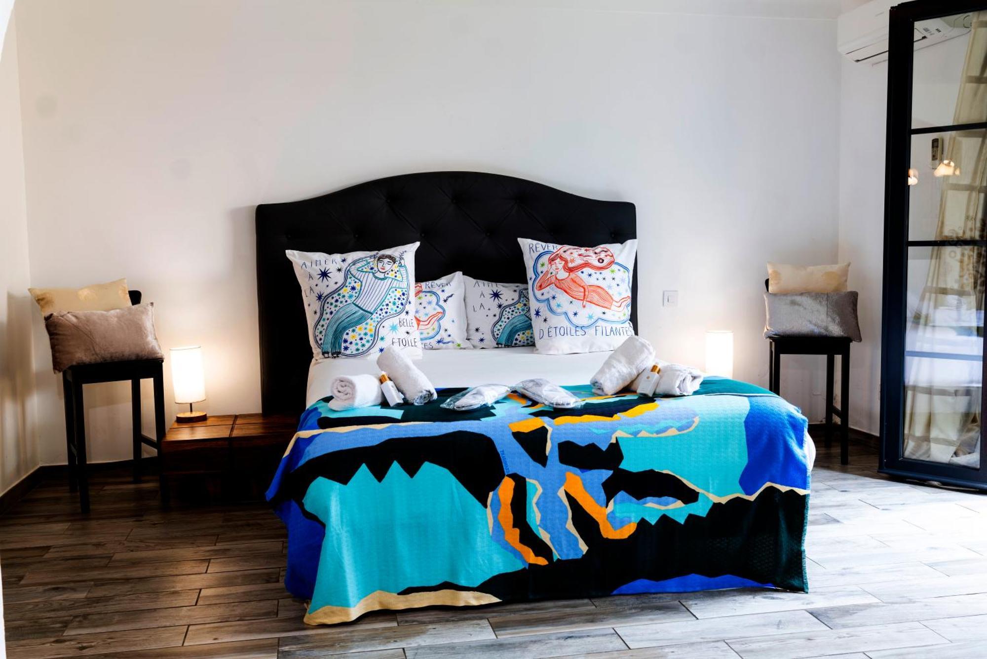 La Bravade Luxe Et Serenite Au Coeur De Saint-Tropez Suites Spacieuses Avec Jardin Enchanteur ภายนอก รูปภาพ