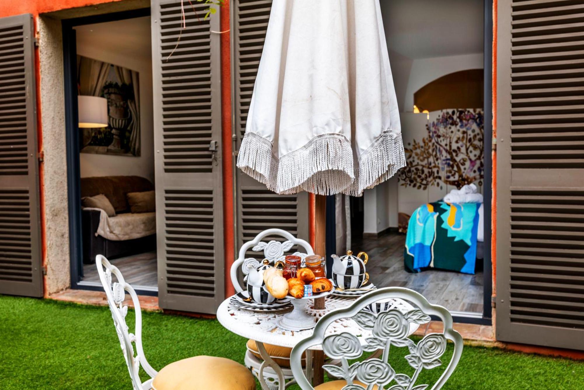 La Bravade Luxe Et Serenite Au Coeur De Saint-Tropez Suites Spacieuses Avec Jardin Enchanteur ภายนอก รูปภาพ