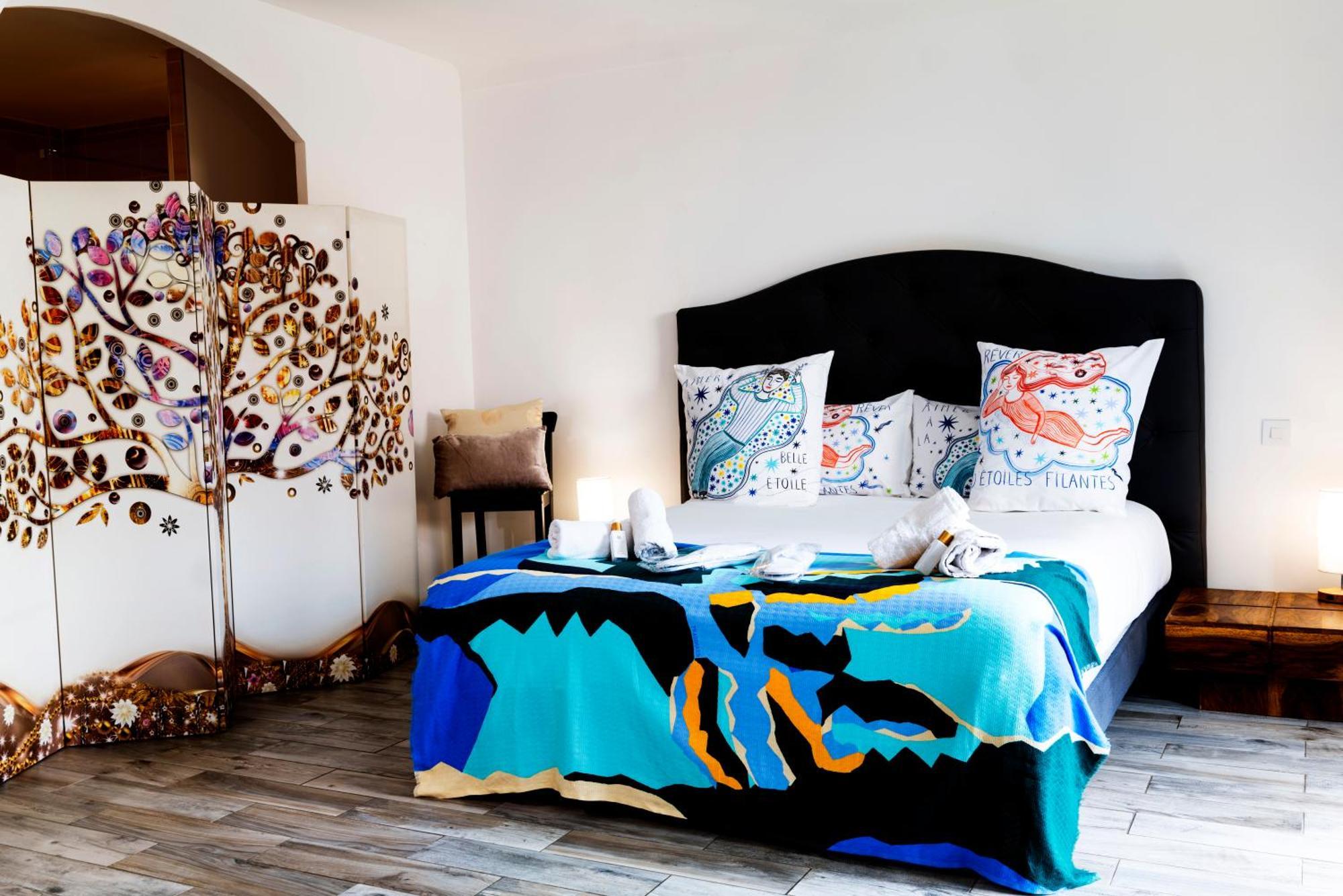 La Bravade Luxe Et Serenite Au Coeur De Saint-Tropez Suites Spacieuses Avec Jardin Enchanteur ภายนอก รูปภาพ